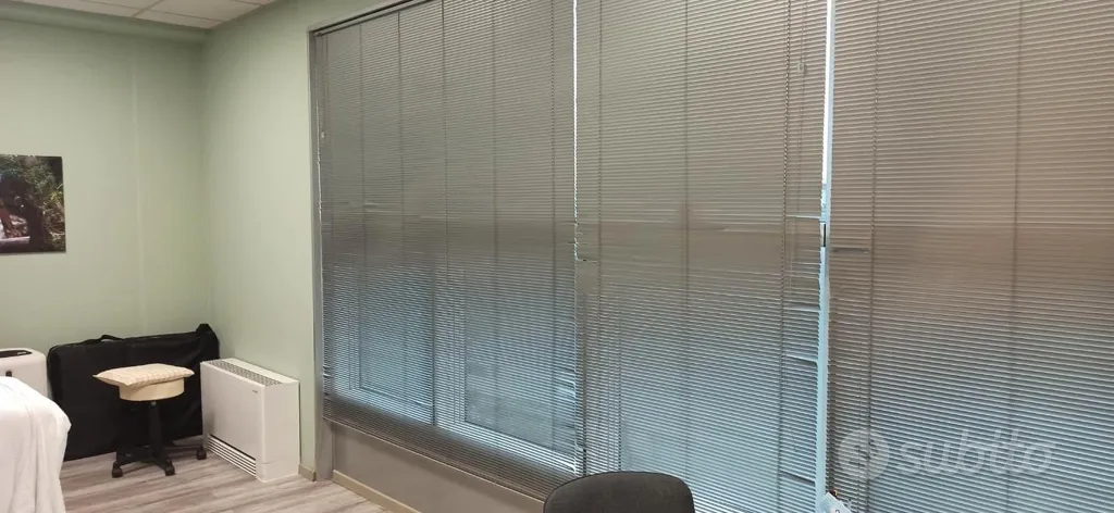 Kabinet - Shared Office Space with Large Window in Castelfranco Veneto