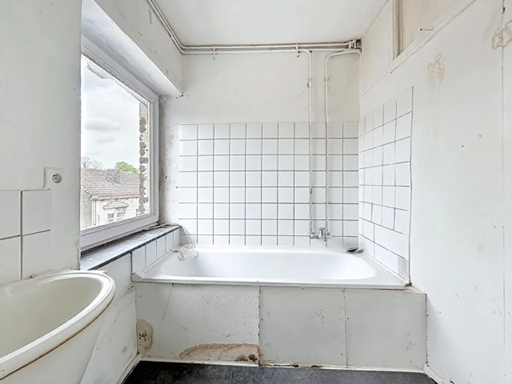 Immeuble Mixte à Rénover à Herstal