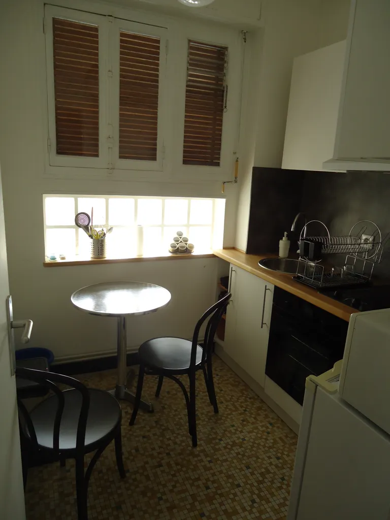 Cucina - Studio with Balcony in Nevers