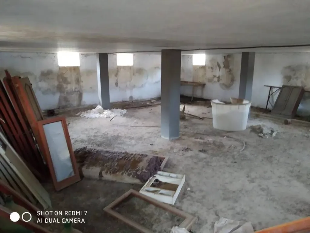 Pièces - Rustic Property with Land in San Cipriano d'Aversa