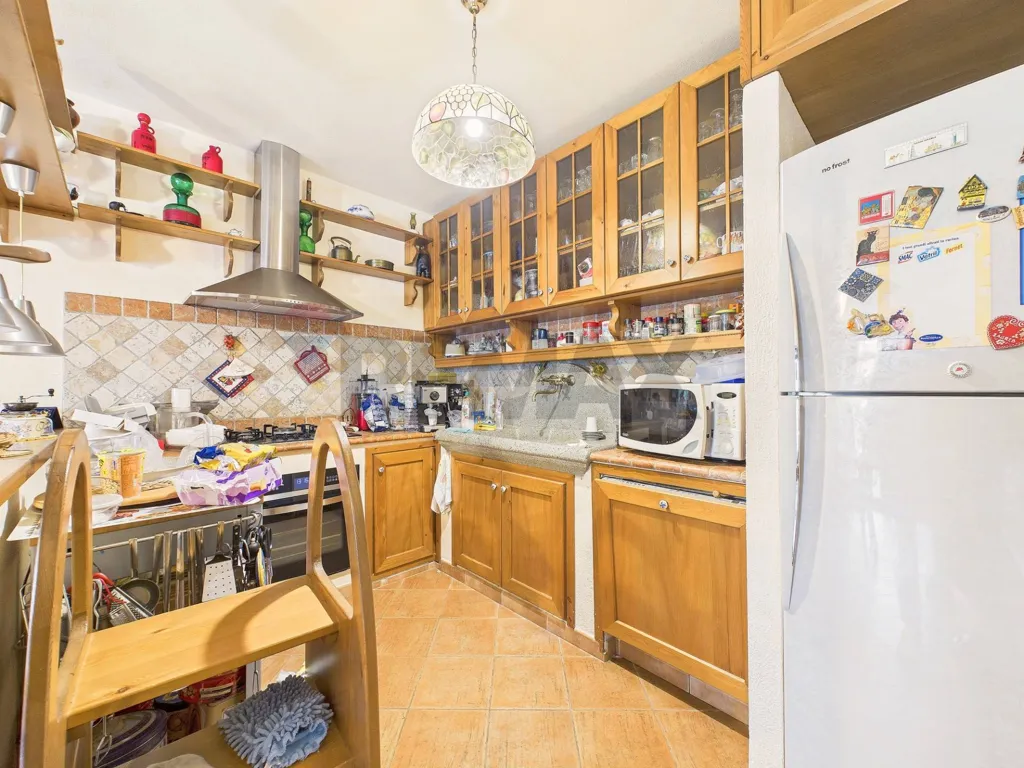 Cucina - Rustic-Style Semi-Detached Villa in Formello