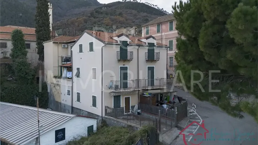 Vue aérienne - Spacious 2-Bedroom Apartment with Terrace in Albenga