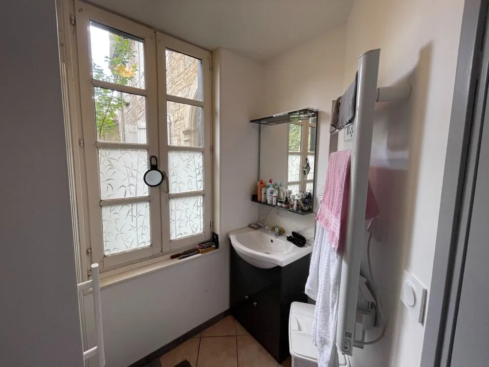 Salles de bain - Appartement Rénové 2 Pièces à Gramat