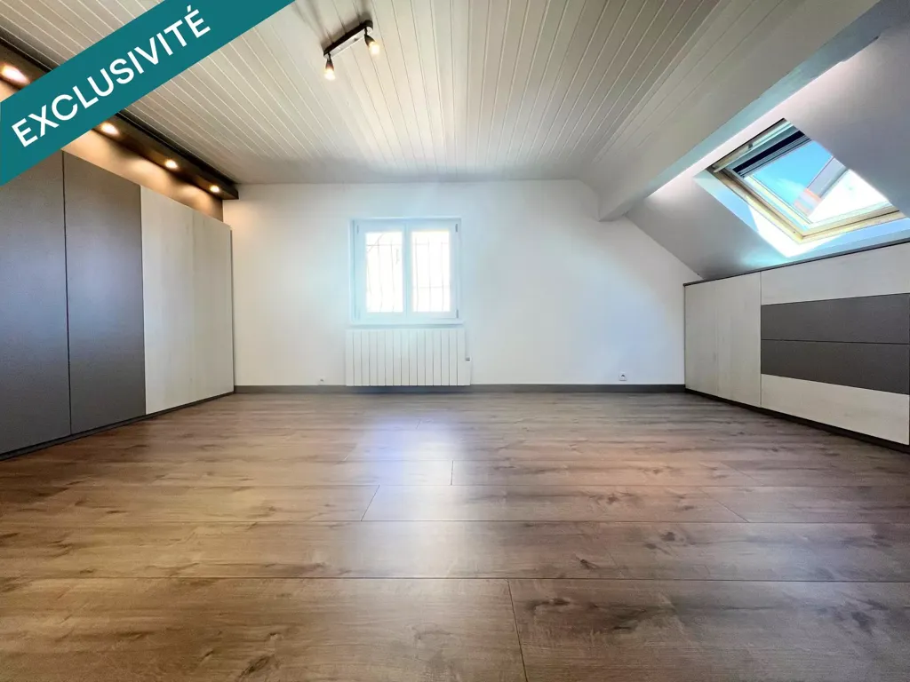 Pièces - Triplex avec Grand Extérieur au Cœur de Didenheim