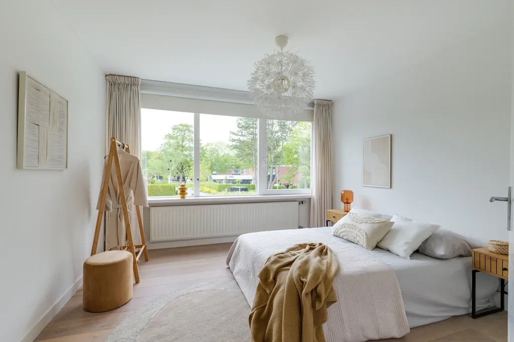 Magamistoad - Villa with Polder View in Bergen