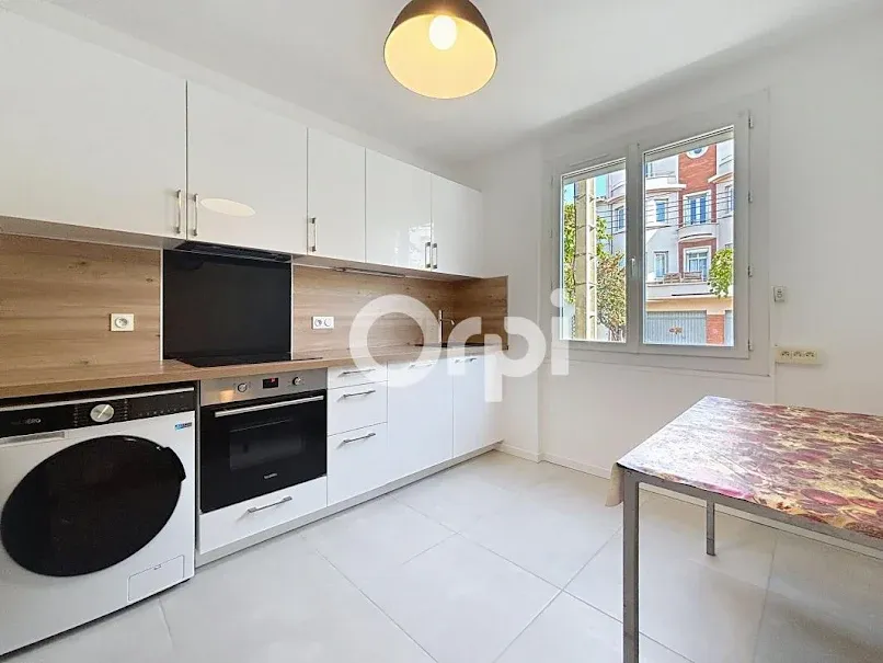 Köök - Furnished Flat with Parking in Perpignan