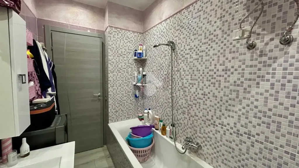 Vannitoad - Modernised Apartment with Balcony in Palermo