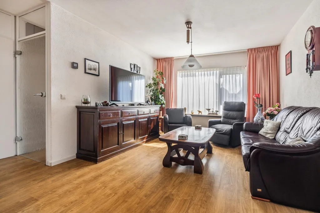 Living Room - 6-room house in Boxtel