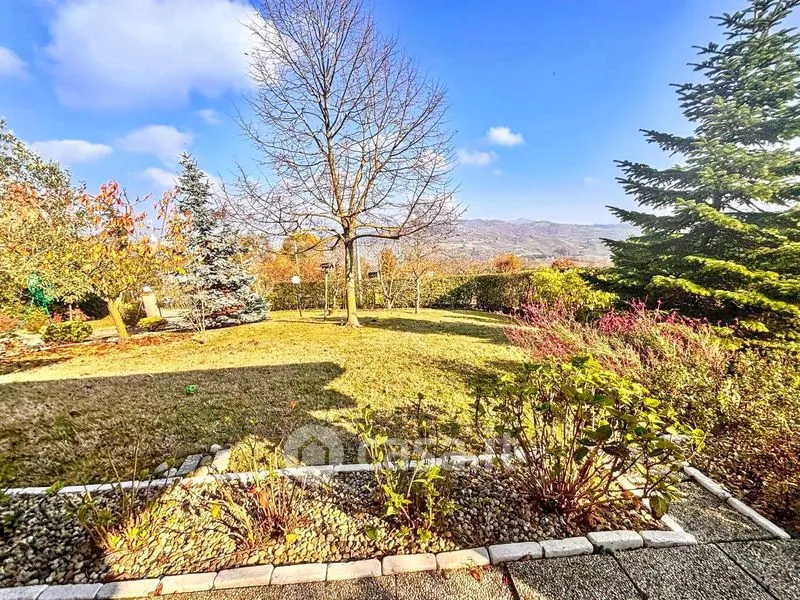 Aed - Villa with Garden in Colli Verdi