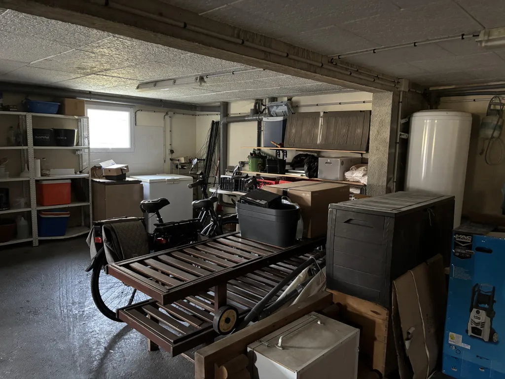 Garage - Maison Prête à Emménager avec Terrain à Autry-Issards