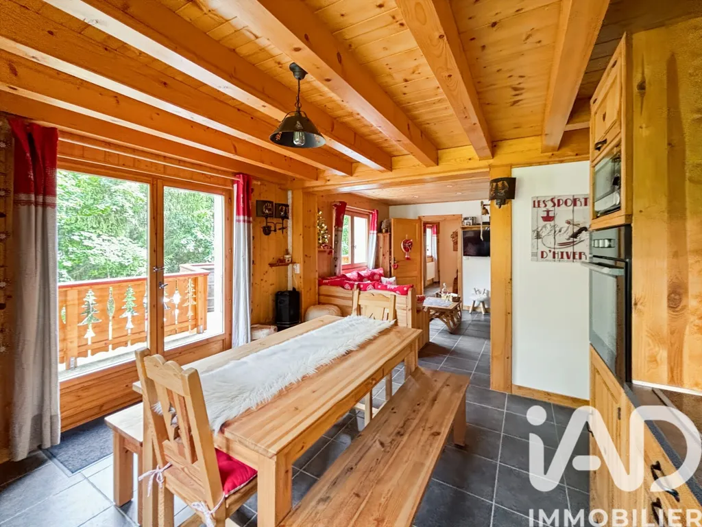 Söögituba - Renovated Chalet with Panoramic View in Praz de Lys
