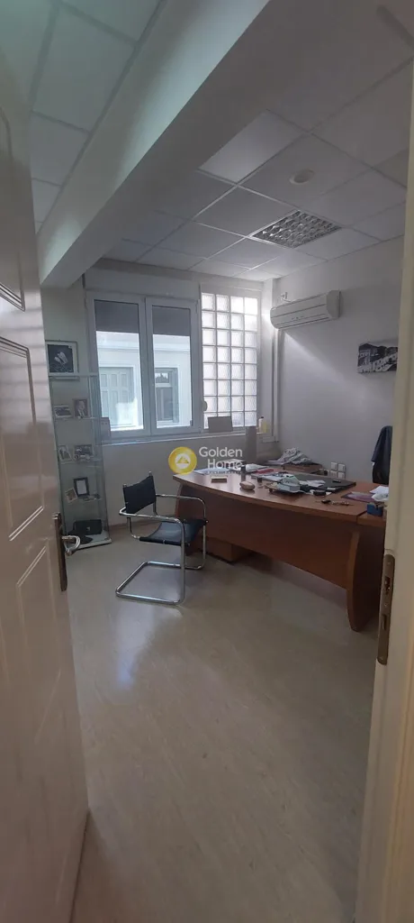 Bureau - Office-Studio with Garden in Historic Centre