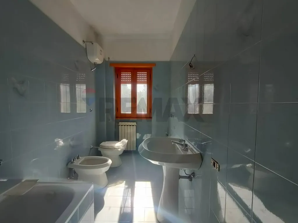 Salles de bain - Semi-Independent Apartment with Balcony in Pizzoli