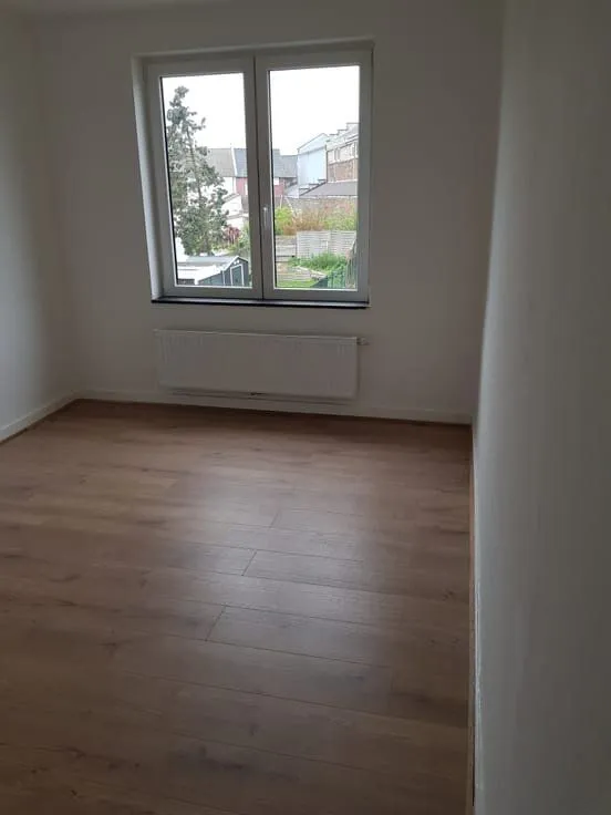 Rooms - House with Garden in Monceau-sur-Sambre