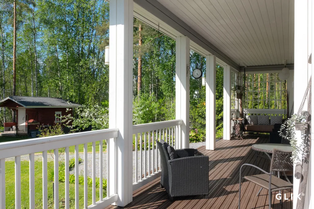 Terrass - Modern Villa with Lake View in Lempäälä