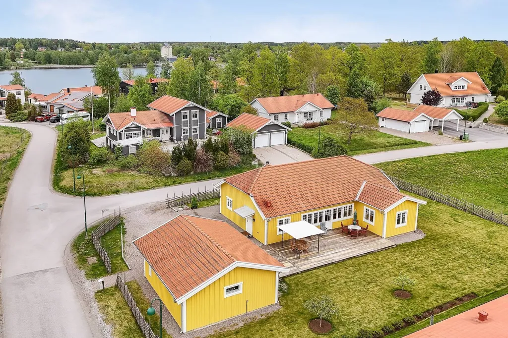 3-toaline maja asukohas Strängnäs kommun
