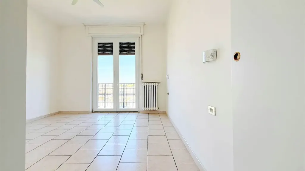 Pièces - Triplex with Geothermal Heating in Vedano al Lambro