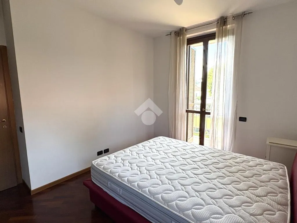 Magamistoad - Modern Flat with Terrace in Senago