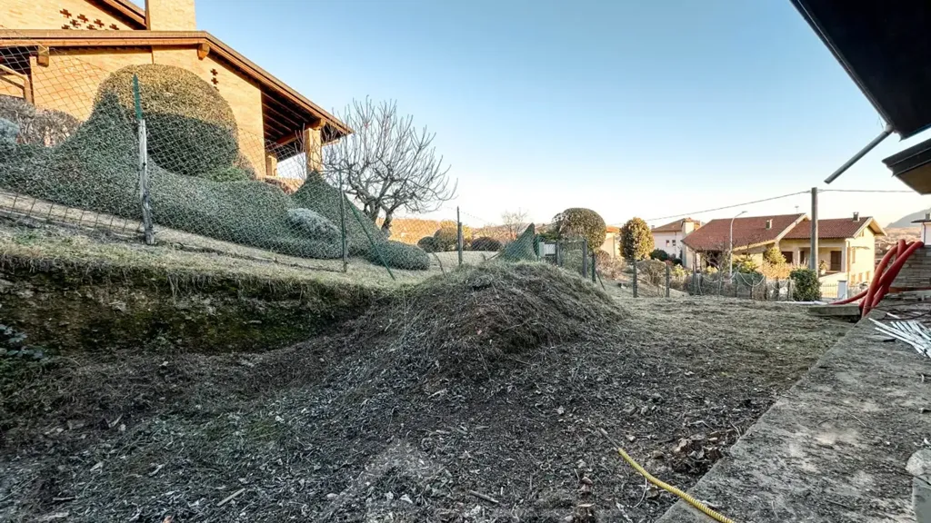 Jardin - Rustic Villa with Garden in Grignasco