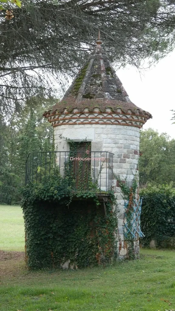 Esterno - Restored Manor with Pool in Amarens