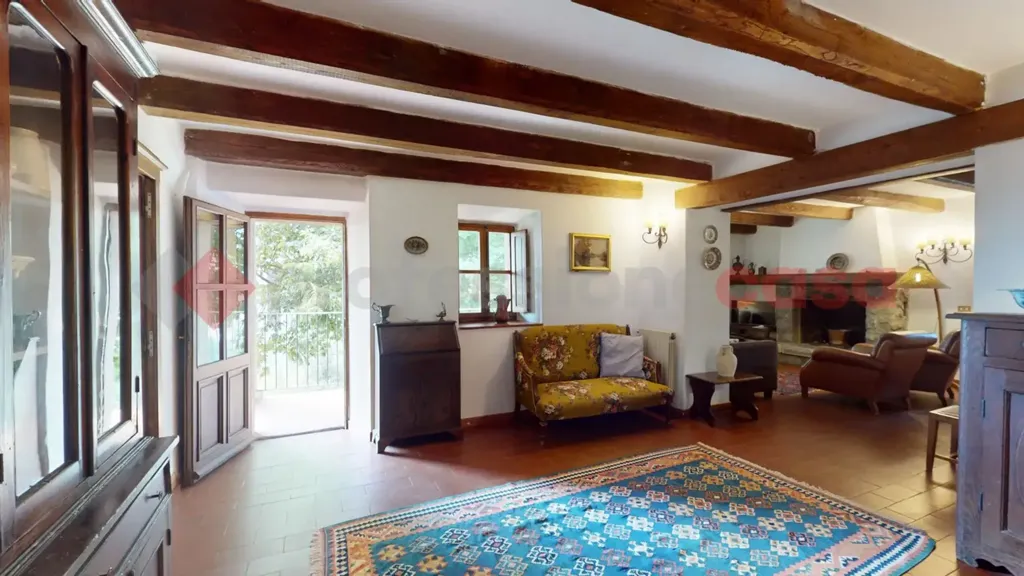 Elutuba - Rustic House with Pool in Castiglione Di Garfagnana