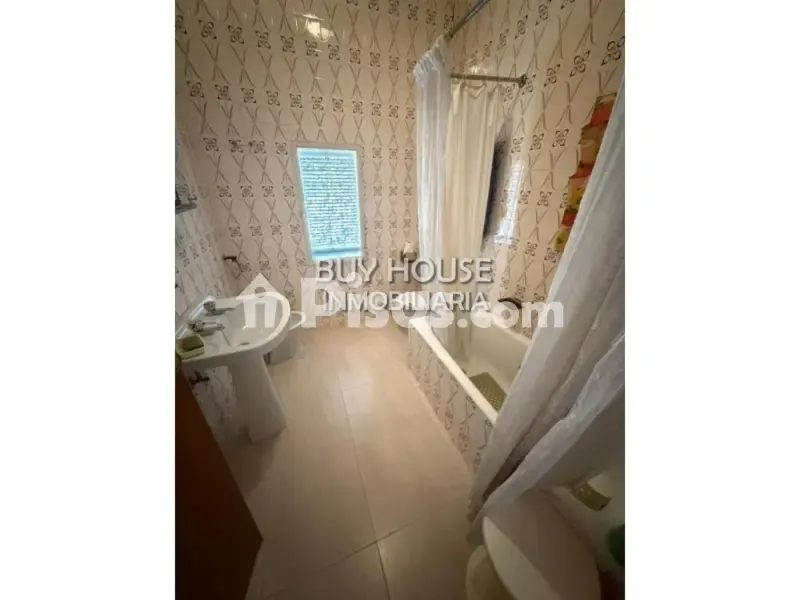 Vannitoad - Adosado for Renovation with Large Plot in Yeles