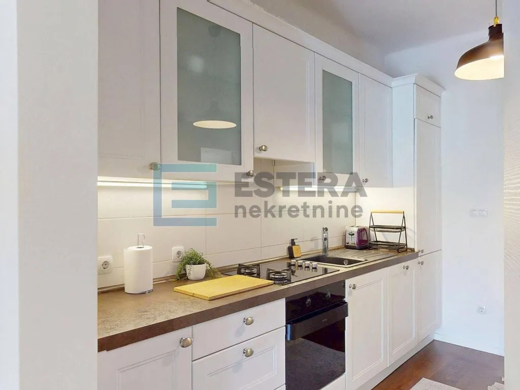 Cuisine - Spacious 2-Bedroom Apartment in Medulićeva, Zagreb