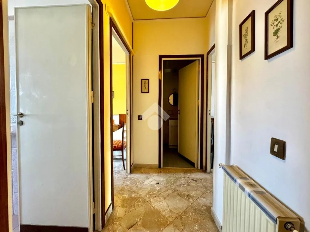Hallway - Panoramic 3-Bedroom Apartment in Palermo