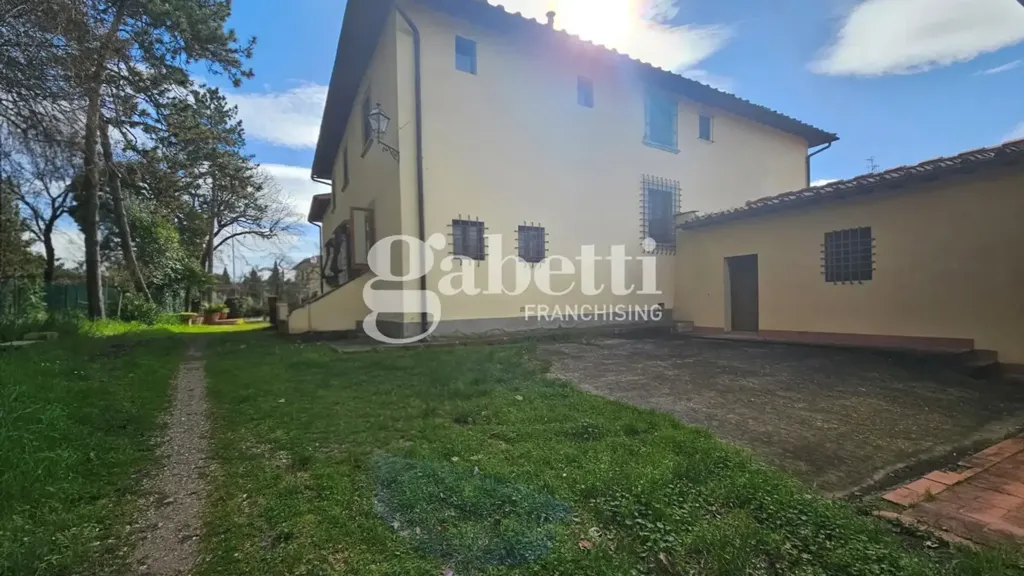 Esterno - Rustic-Style Apartment with Private Garden in Scandicci
