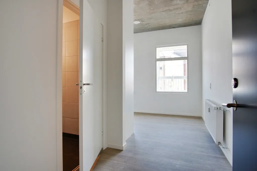 Entrée - 1-Bedroom Apartment with Shared Amenities in Odense C