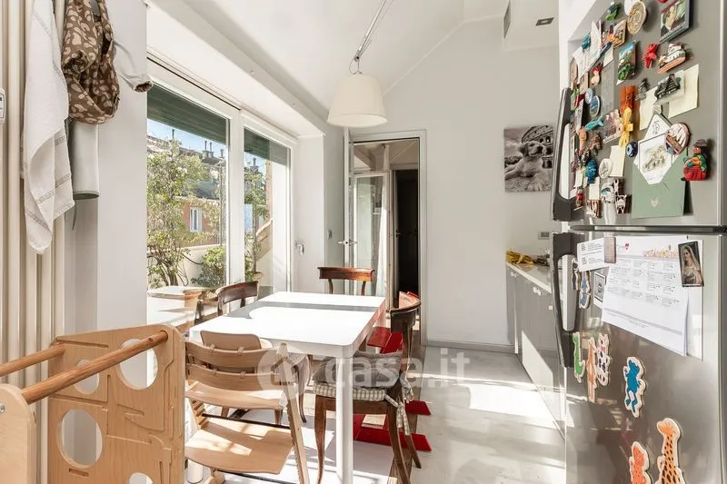 Söögituba - Penthouse with Panoramic Terraces in Genoa
