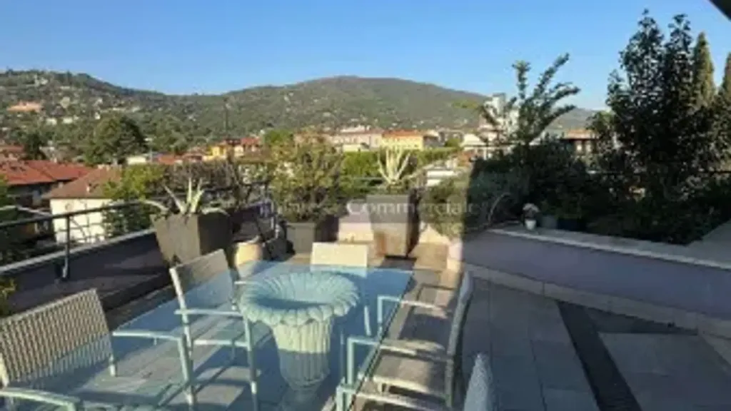 Terrass - Penthouse with Rooftop Terrace near Brescia Centre