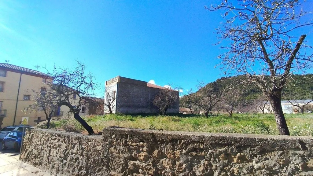 Giardino - Detached House with Terrace in Salas Altas
