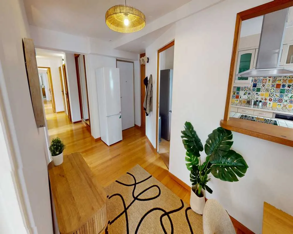 Appartement 7 pièces à Paris
