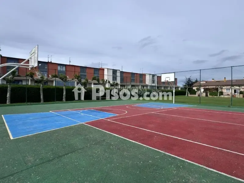 Välivaade - Adosado with Pool in El Condado, León