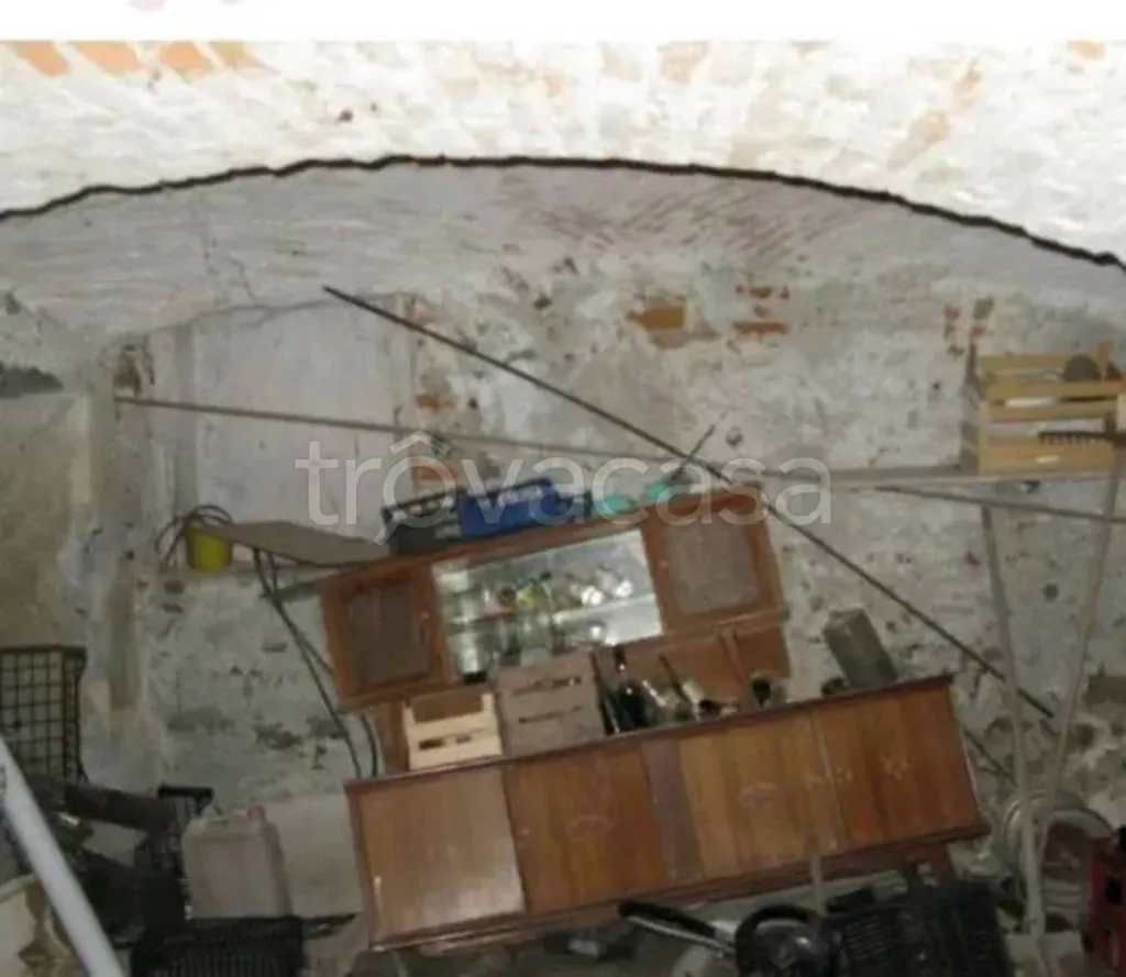 Pièces - Multi-Level Apartment with Terraces in Piverone