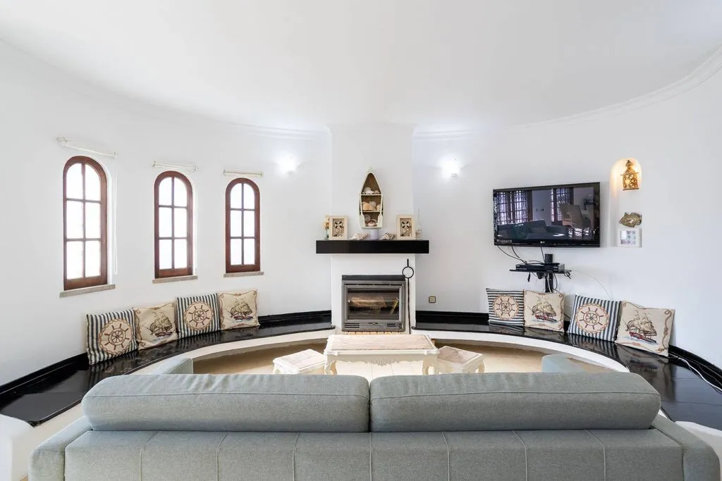 Elutuba - Moorish Villa with Pool in Vilamoura