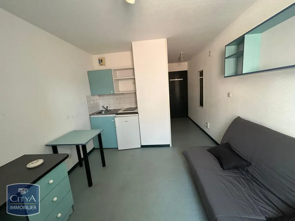 Cucina - Meubled Studio with Ascender in Toulouse