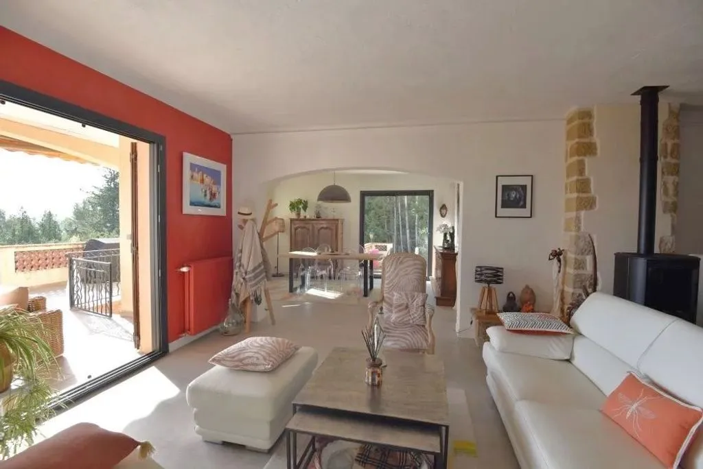 Séjour - Maison de Luxe avec Vue Panoramique à Fayence