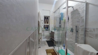 Salles de bain - Central Trilocale with Balcony in Avellino