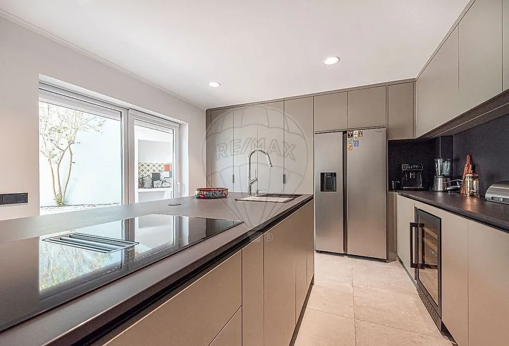 Kitchen - Luxury Villa with Ocean View in Cascais