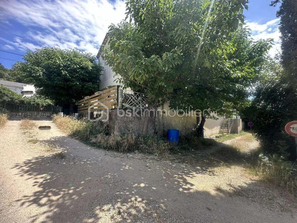 Esterno - Apartment Block with Parking in Saint Martin de Valgalgues