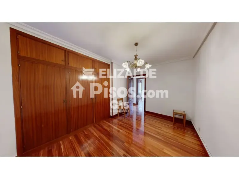 Toad - Apartment with Balcony near Hernani Town Centre