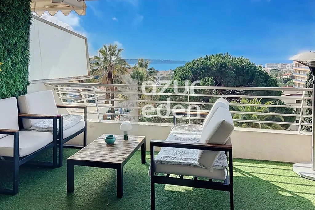 Terrasse - Appartement 3 Pièces avec Vue Mer à Cannes