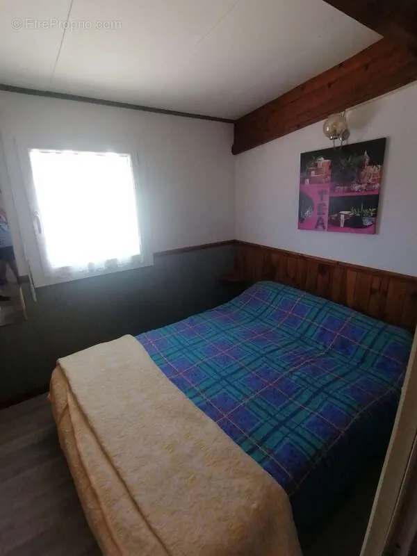 Magamistoad - Camping Plot with Chalet in Sigean