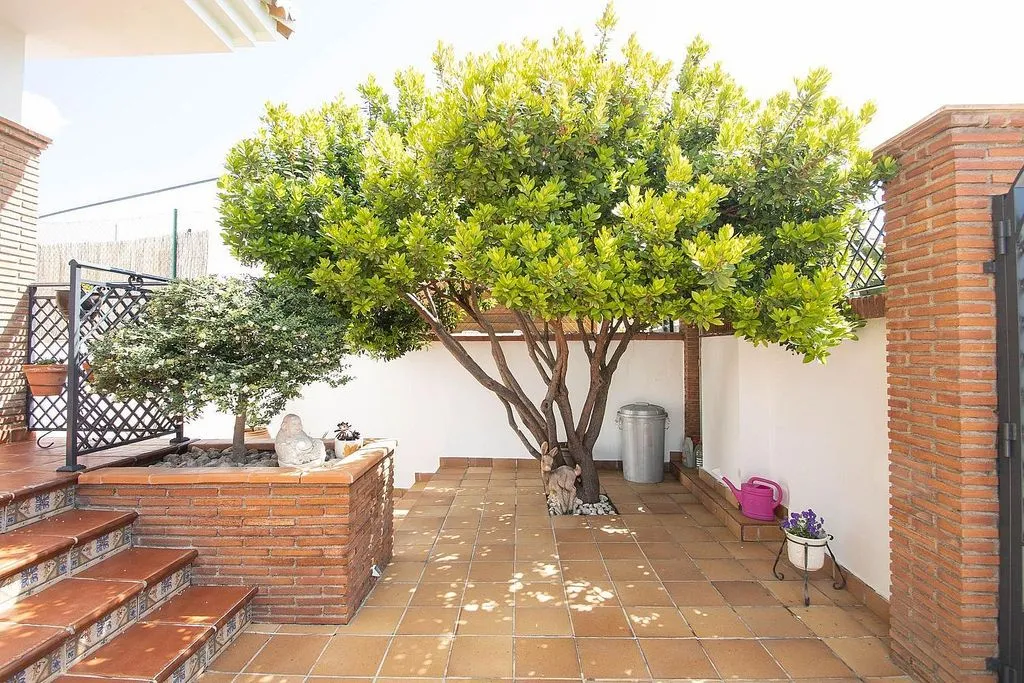 Terrass - Chalet with Pool and Terrace in Nívar