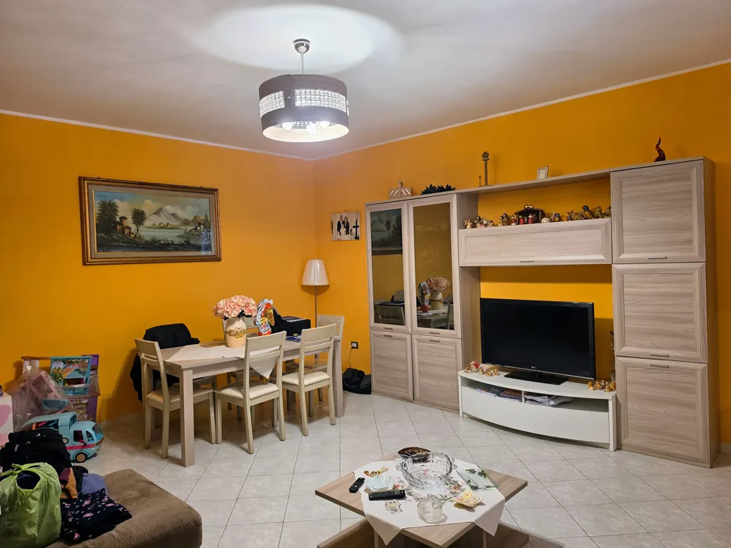 Elutuba - Apartment with Balcony in Capua