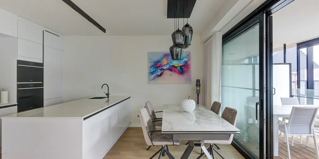 Köök - Luxury Apartment with Terrace in Bilzen Centre