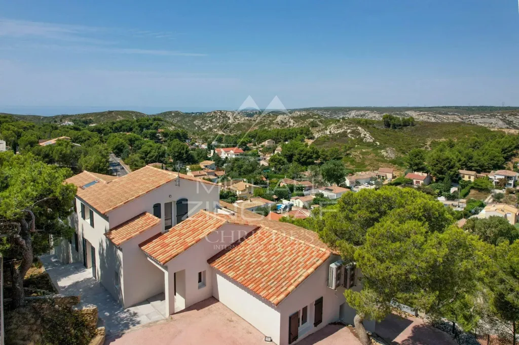 Õhuvaade - Villa with Sea View in Ensues-la-Redonne