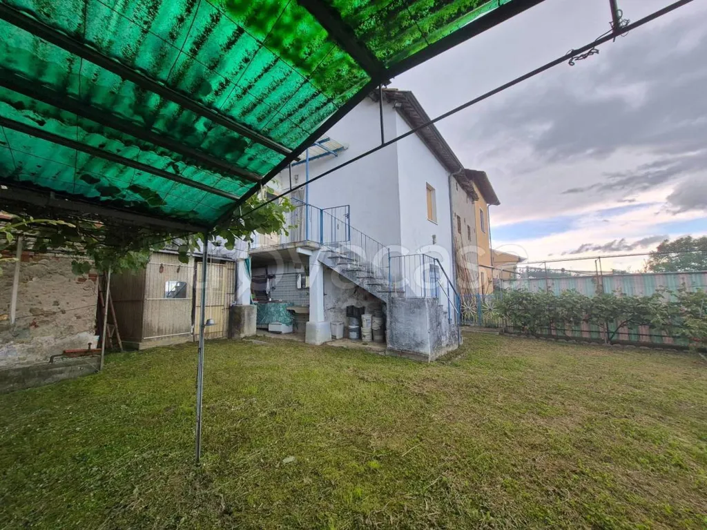 Aed - Semi-detached House with Garden in Monastero di Vasco